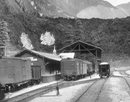 Modeling El Portal