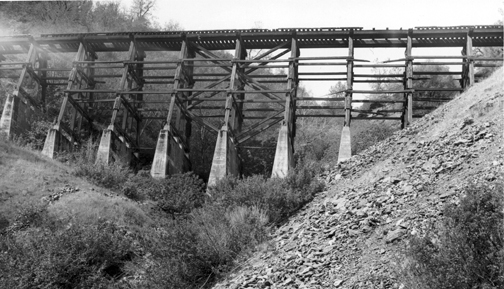 Wood trestle