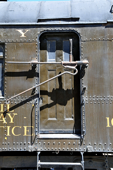 107 side 09